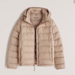 NWT Abercrombie Lightweight Packable Puffer